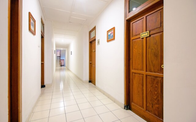 Oyo 1602 Trim Tiga Hotel