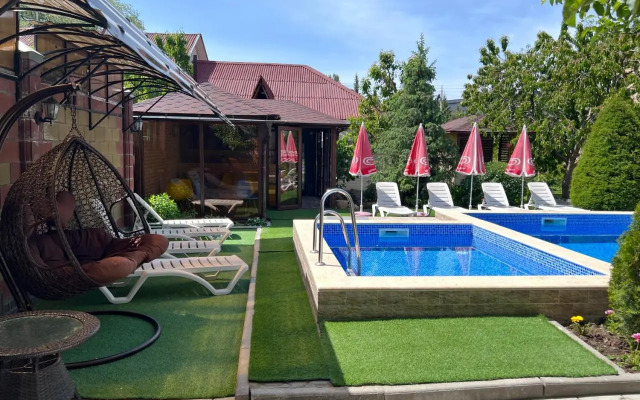 Maze Guest House
