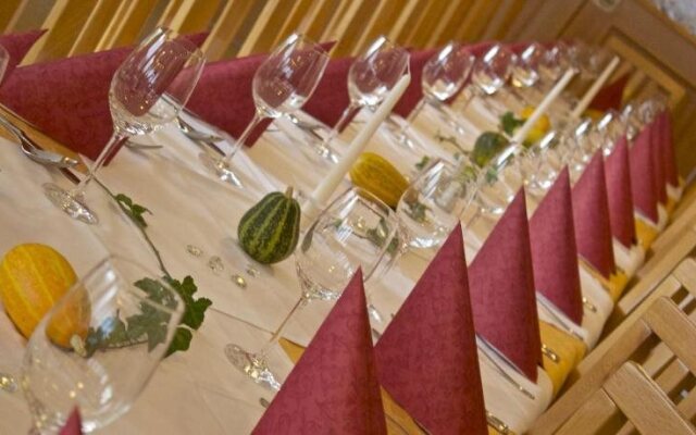 Gasthof-Hotel zur Linde