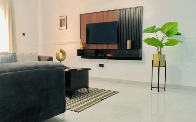 3Tee Serviced Apartment