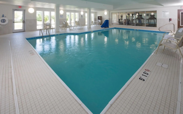 Holiday Inn Express & Suites Rochester Hill - Detroit Area by IHG