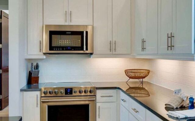 Serenity Retreat by Destin Getaways