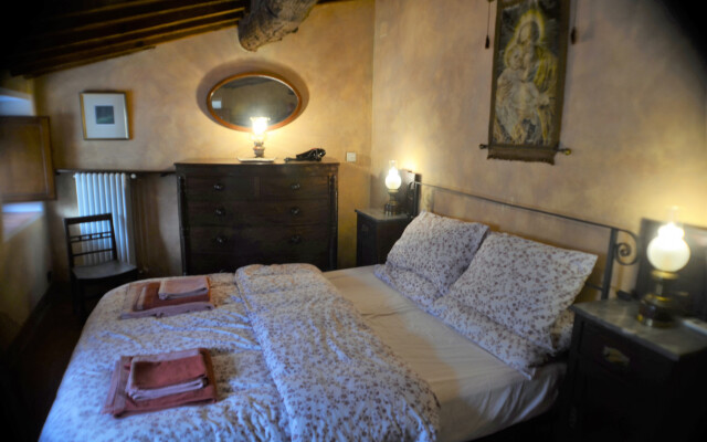 A Peaceful Oasis in a Medieval Italian Village