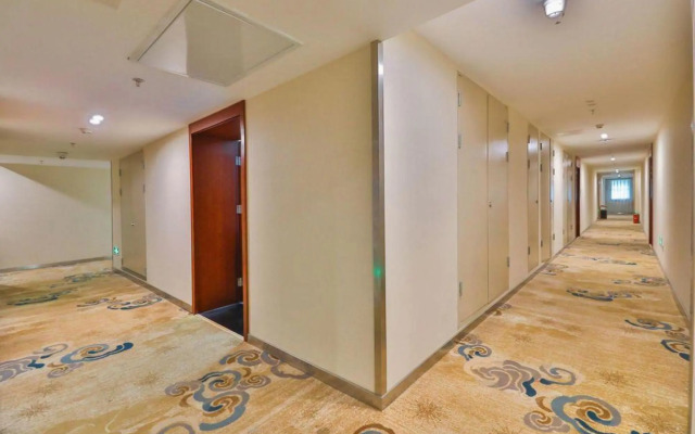 Lanting Hotel (Beijing Biomedical Base Subway Station Branch)