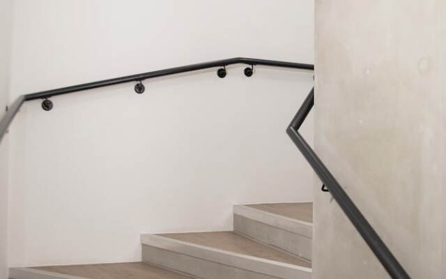 Bob W Tower Hill Studios