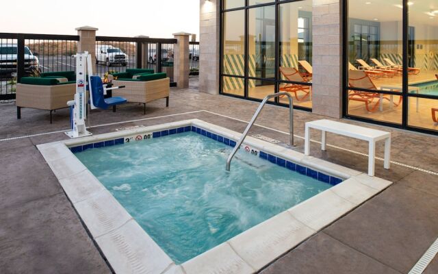 Holiday Inn & Suites Idaho Falls