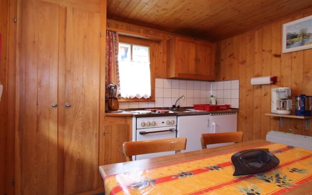 Cozy Chalet in Chrixacher near Forest