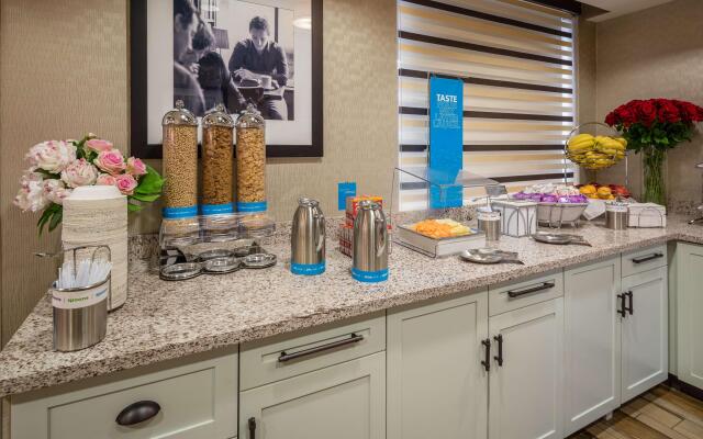 Hampton Inn San Francisco Airport