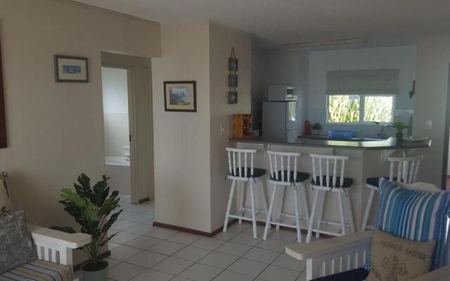 Laguna La Crete Beach Apartment 206