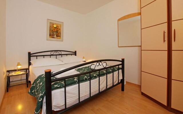 Apartments Mel