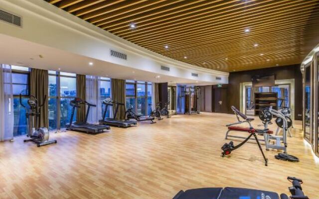 Xinhua Jian'guo Hotel