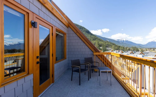 Hotel Canoe and Suites