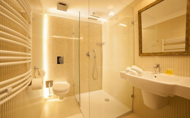 Hotel Lambert Medical Spa