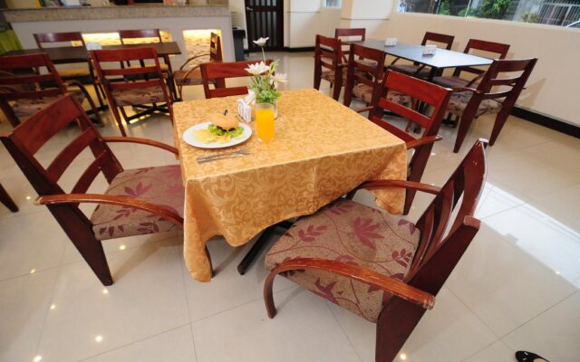 Negrense Suites