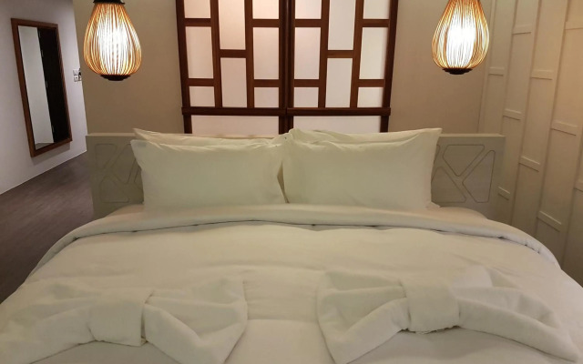 Whale Hua Hin