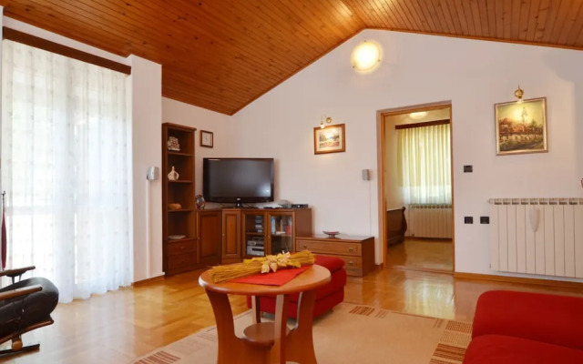 Green Oasis Family Getaway