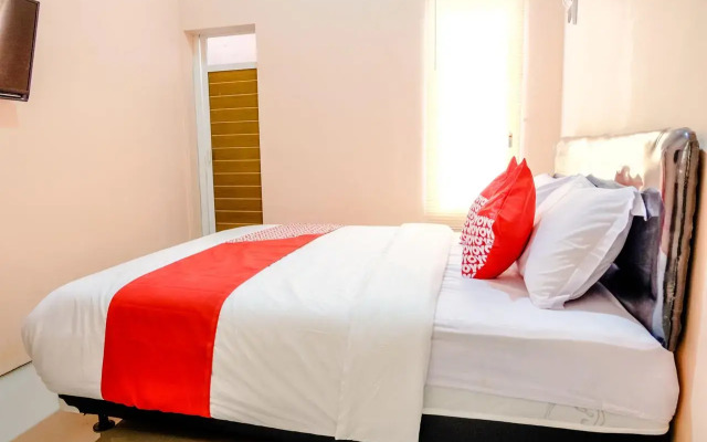 Oyo 1165 Cakalang Residence Syariah