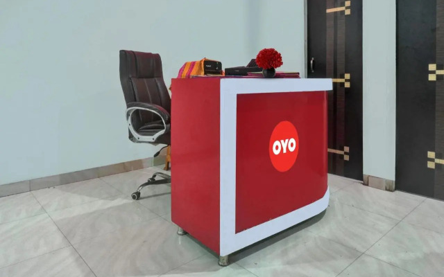 Flagship 93395 Hotel Yashwant Palace