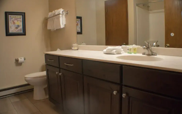 Evergreen by Crested Butte Lodging