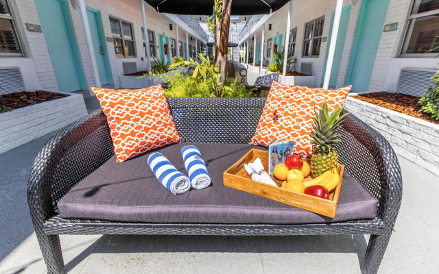 Seaside All Suites Hotel