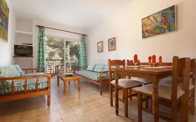 Apartment - 1 Bedroom with Pool and WiFi - 103217