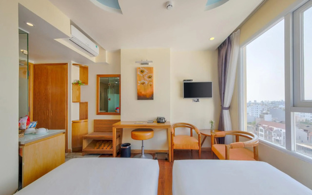 Sea Queen Hotel