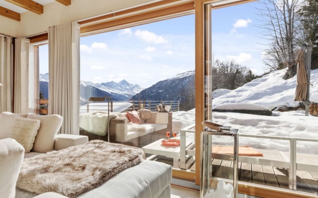 Tigers Nest In Swiss Alps – Guest Rooms – Hérémence