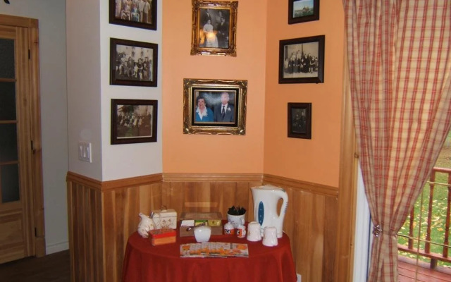 Au Vieux Pont Couvert