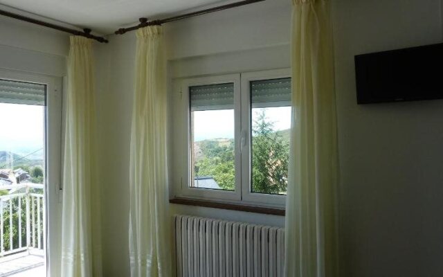 Pension Riego de Ambros