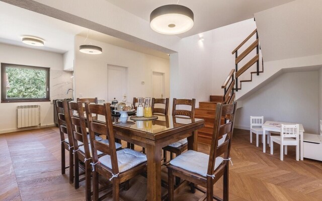 Amazing Apartment in Medulin With 4 Bedrooms, Wifi and Outdoor Swimming Pool