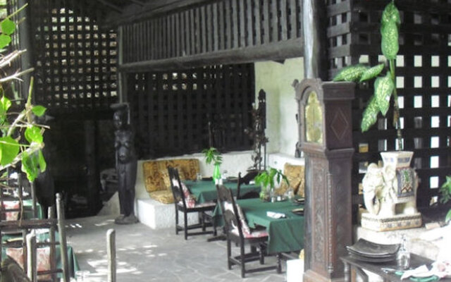 Mago Estate Hotel