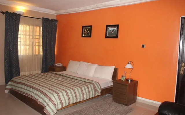 Cristabol Place Hotel