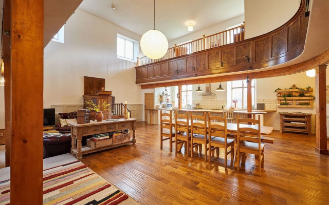 Host Stay Birdhope Craig Church