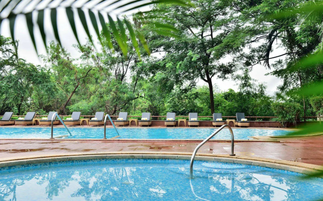 Lakeside Chalet - Mumbai, Marriott Executive Apartments