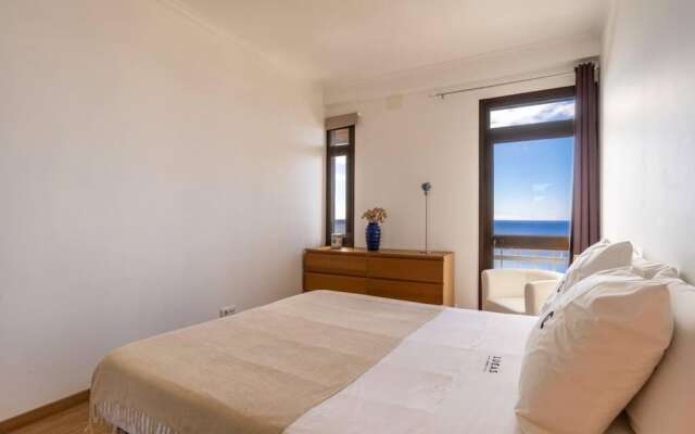 Monumental Apartment 712 Balcony Sea View