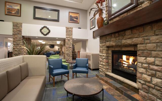 Holiday Inn Express & Suites Denver SW-Littleton by IHG