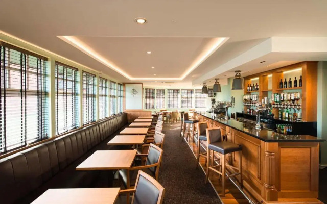 Leonardo Inn Aberdeen Airport