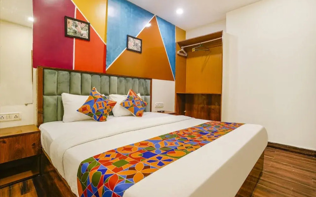 Fabhotel Twigo Inn