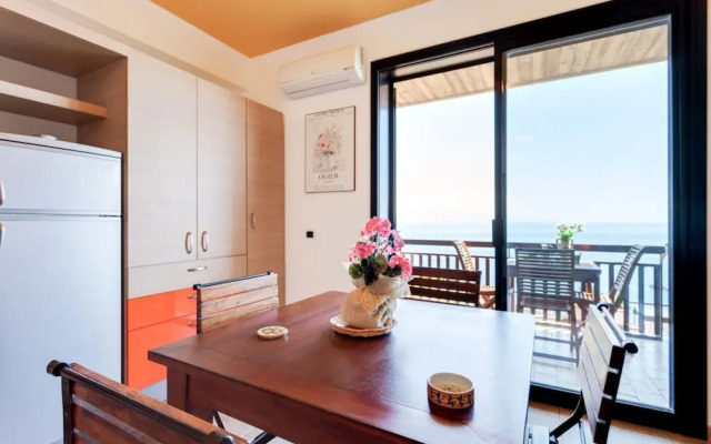 Taormina Panoramic Seaview Apartment