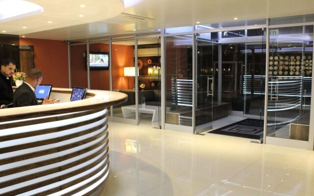 Circa On The Square Hotel