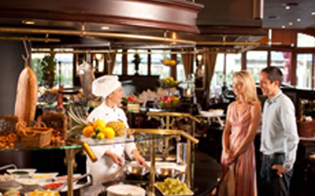 Yachthafenresidenz Hohe Duene