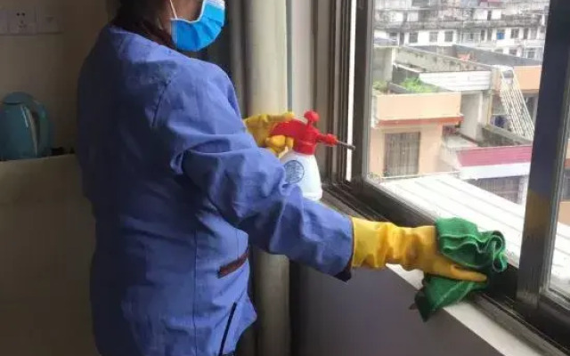 Yestour Hotel (Guigang Pingnan Government Center Shopping Plaza)