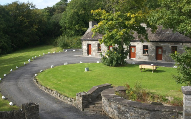 Falls Hotel & Spa
