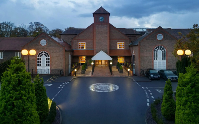 Delta Hotels by Marriott Tudor Park Country Club
