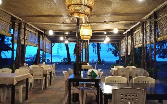 J2B Beach Bungalows