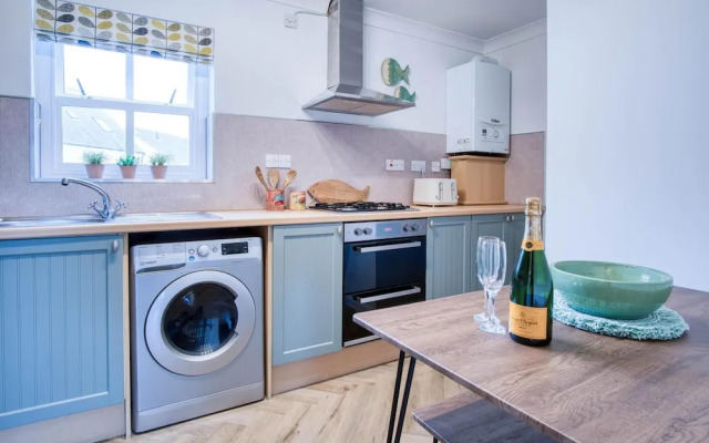 Kilmore House - 2 Bedroom Apartment - Tenby