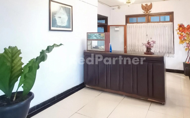 OYO 1036 Hotel Palem 1