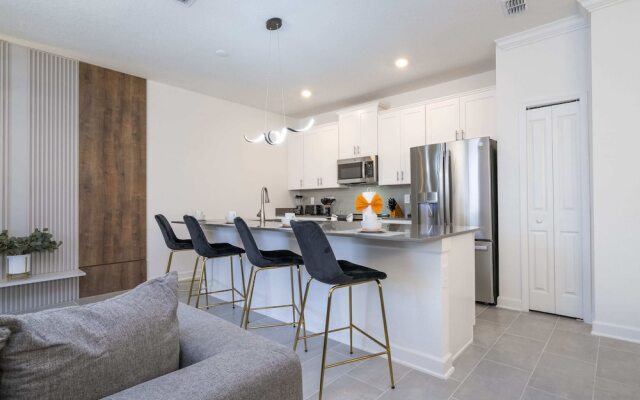 Wonderful 4Bd | Pool |Close To Disney | 2669