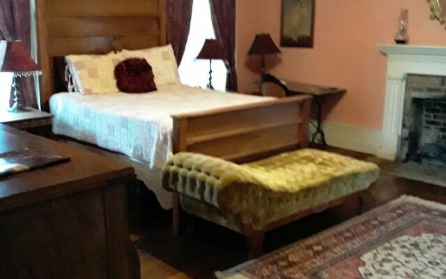Hall Place Bed and Breakfast