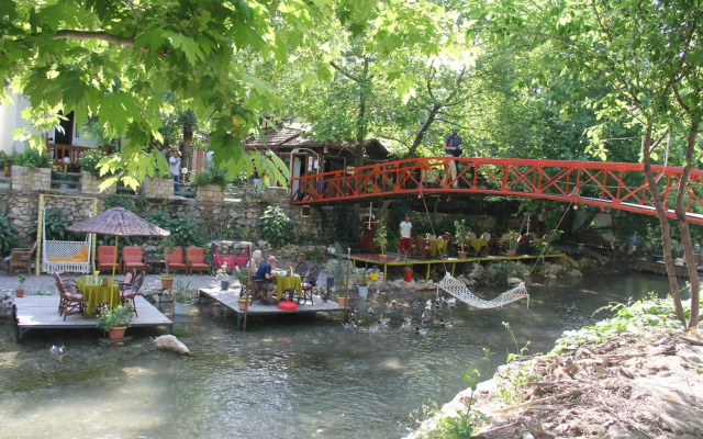 Arikanda River Garden Hotel